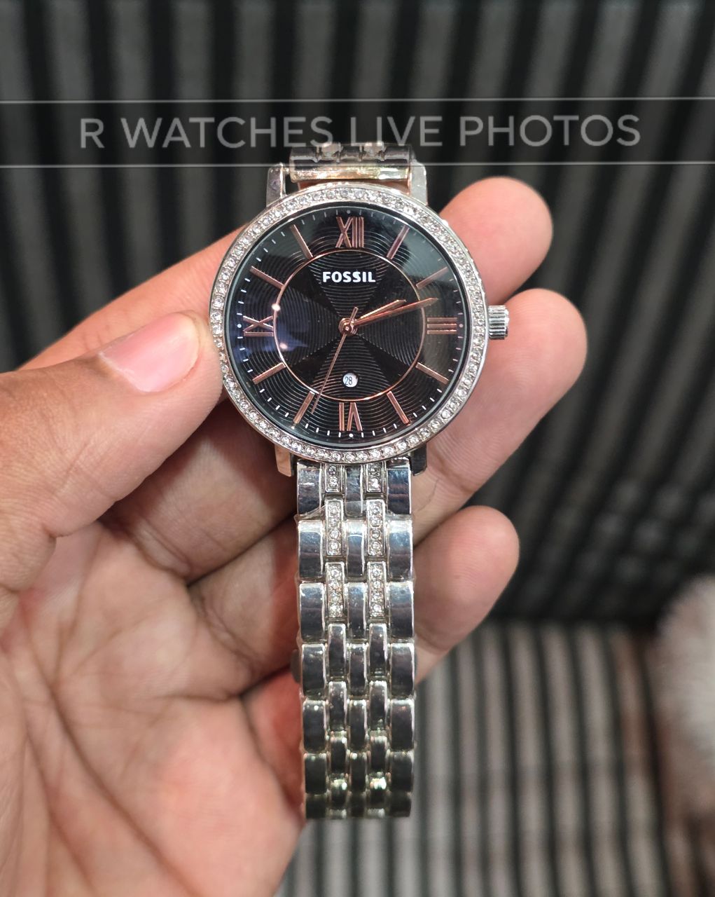 (OS)⭐ Fossil Girls Silver Black Dial