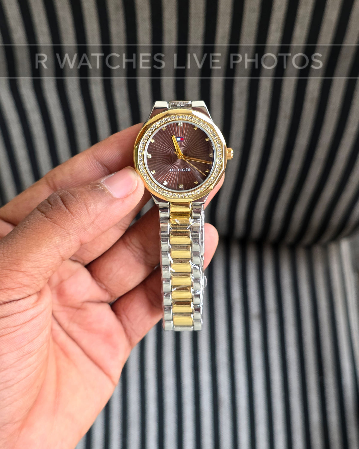 (SS)📷⭐ Tommy Hilfiger Girls Diamond Dual Tone Brown (THG6)