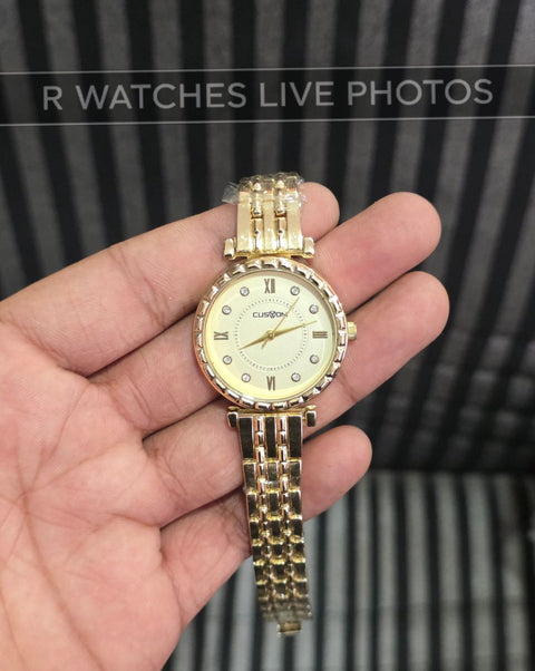 (OS)⭐ Custom Girls Gold White