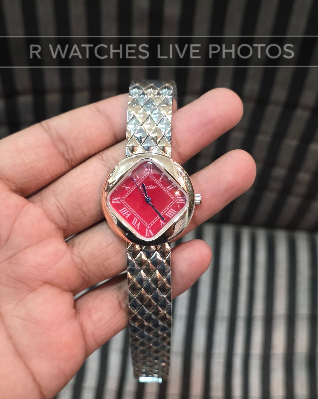 (OS)⭐ Cartier Girls Dual Tone Red Roman Dial