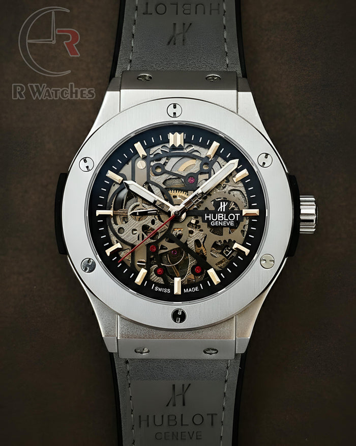 (OS) Hublot Automatic Leather Grey Silver Dial