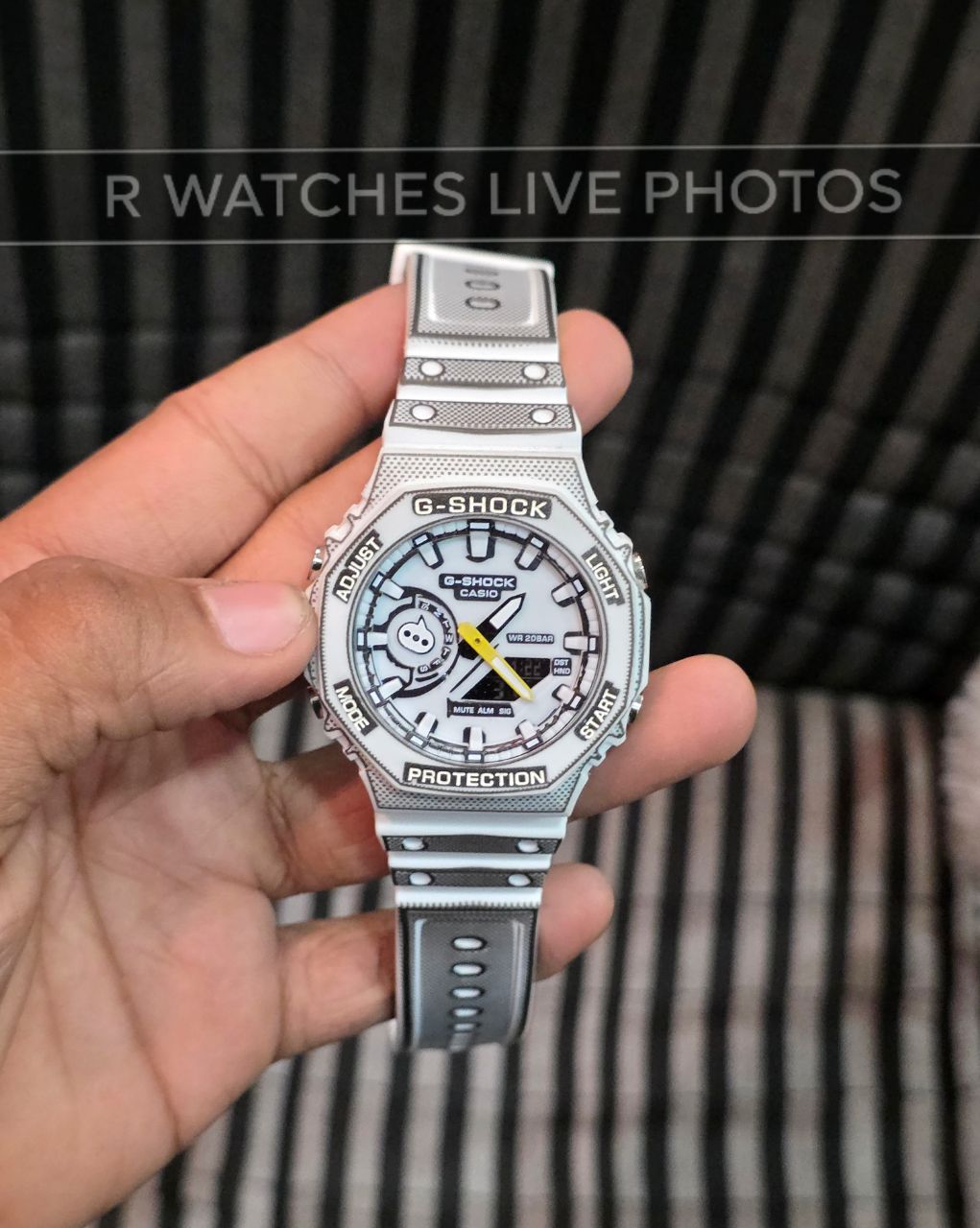 (SS)⭐ G-Shock Manga white