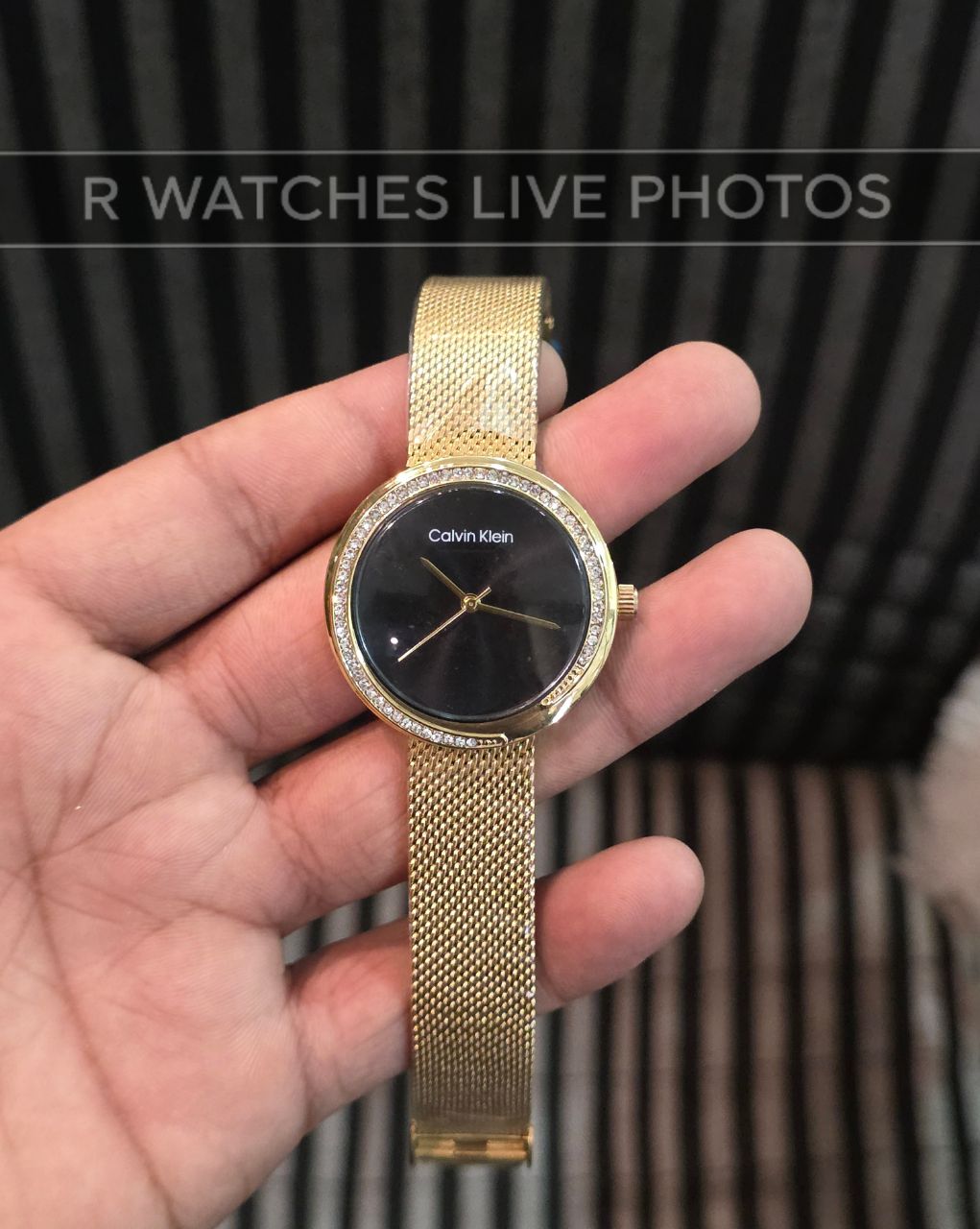 (OS)⭐ Calvin Klein girls' gold Black