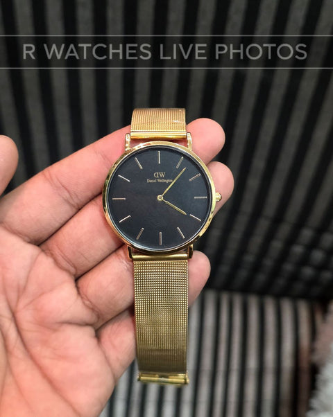 (OS)⭐ Daniel Wellington black dial gold metal