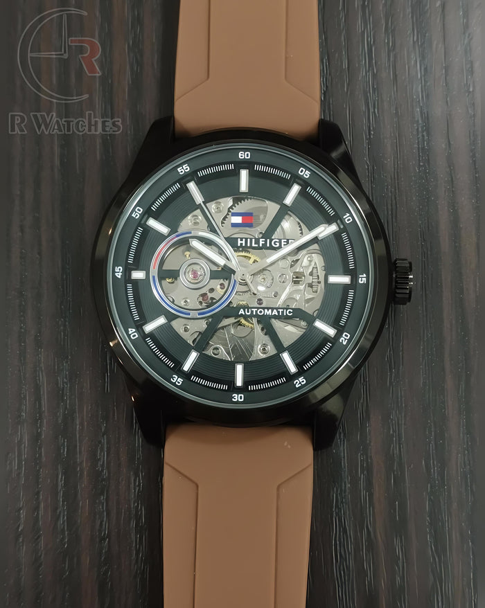 (OS) Tommy Hilfiger Automatic Silicon Brown Black Dial