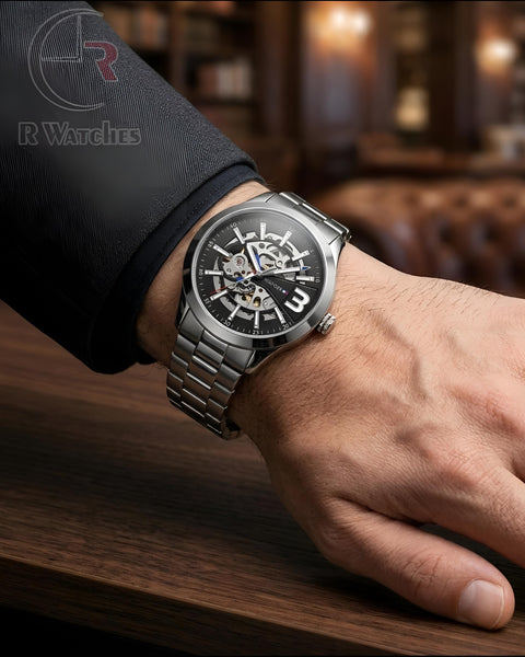 (OS)⭐ Tommy Hilfiger Automatic Silver Black Dial