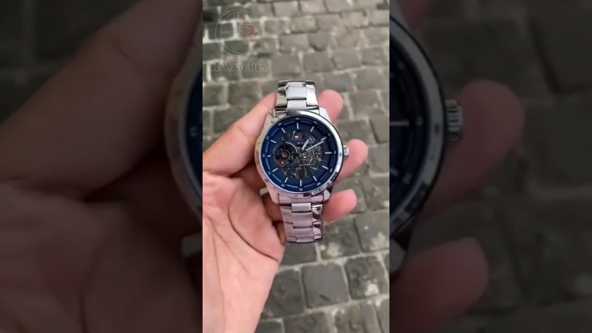 (OS)⭐ Tommy Hilfiger automatic silver blue dial