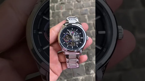 (OS5) Tommy Hilfiger automatic silver black