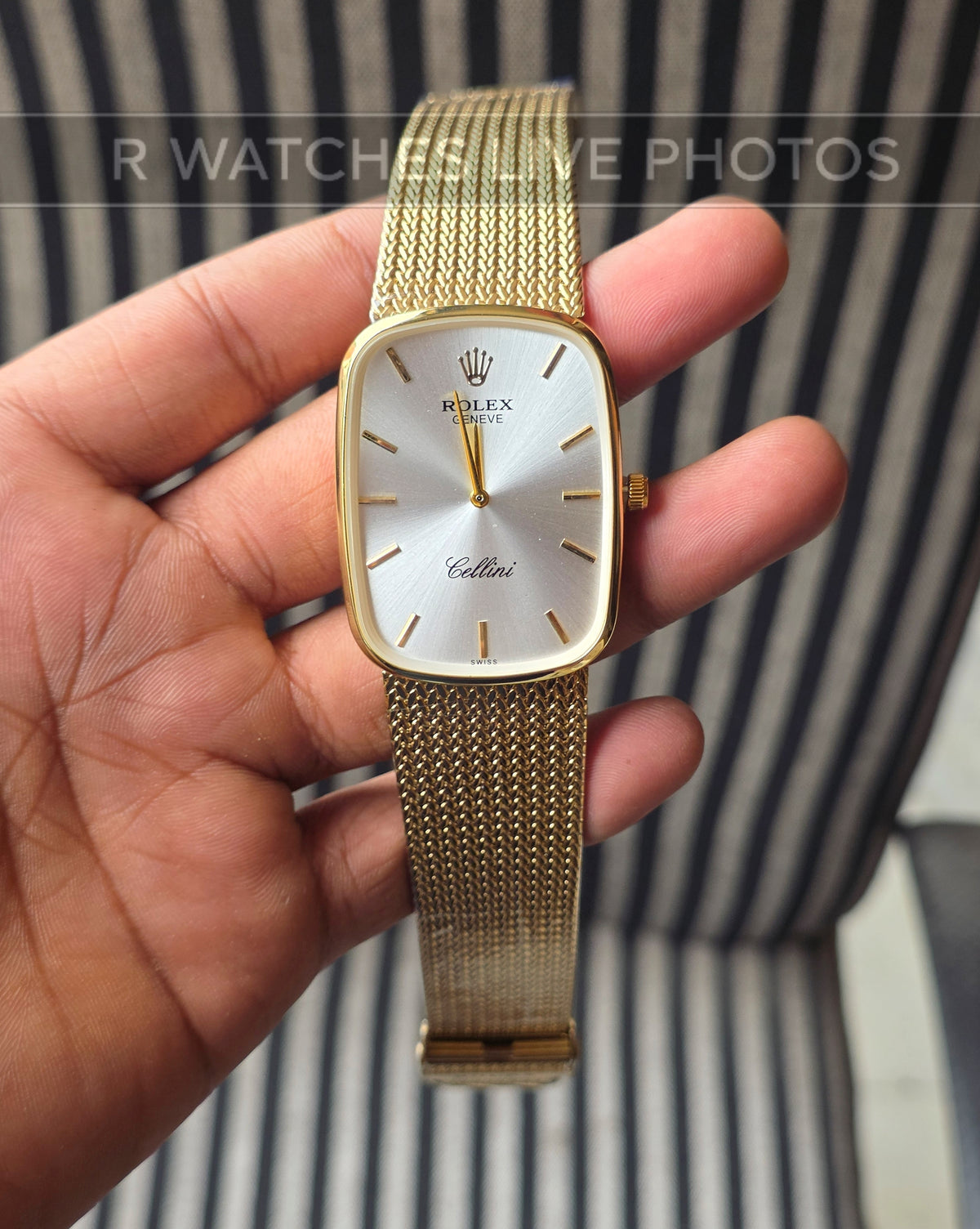 (OS)📷⭐ Rolex Square Gold White (RXP22)